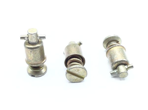 1142000-9 Turnlock Fastener Stud Assembly (9)