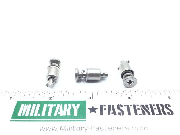 1142012-9 Turnlock Fastener Stud Assembly