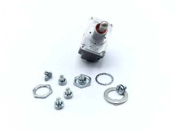 2TL1-2 Toggle Switch (4)