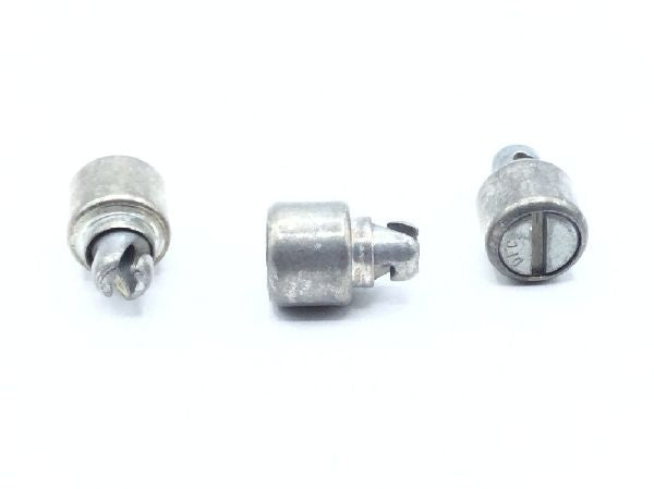 3506-SC38A-C3C Turnlock Fastener Stud Assembly (7)