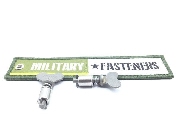 4002-10SW Turnlock Fastener Stud Assembly (3)