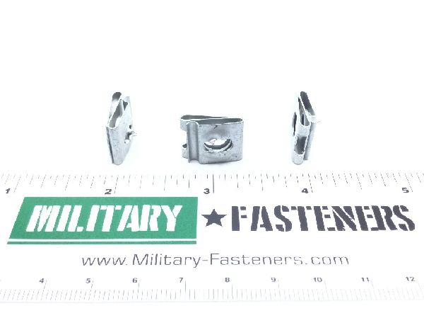 82-47-104-15 Turnlock Fastener Receptacle (5)