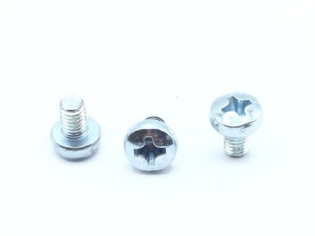 92005A215 Machine Screw (6)