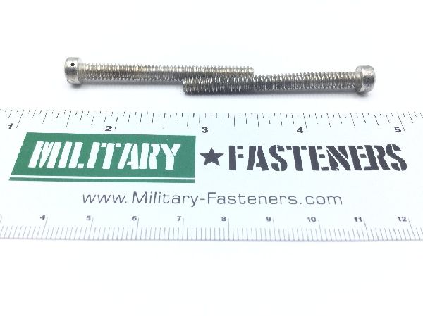AN500A10-32 Machine Screw (2)