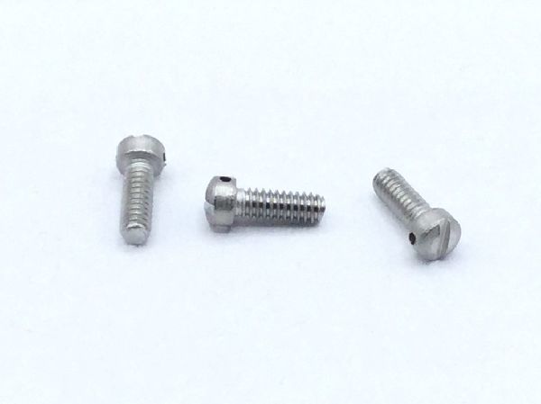AN500AD2-4 Machine Screw (4)