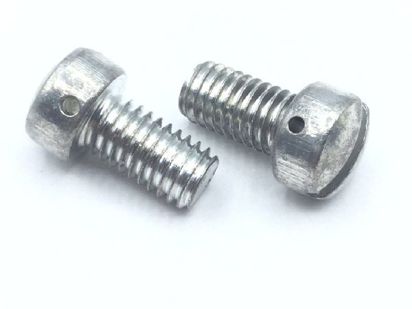 AN501A10-6 Machine Screw (6)