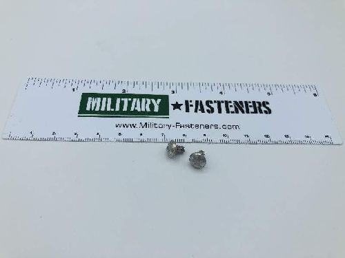 AN526-632-4 Machine Screw (2)