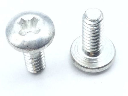 AN526-632R6 Machine Screw (4)