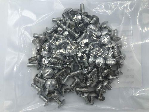 AN526-832-6 Machine Screw (3)