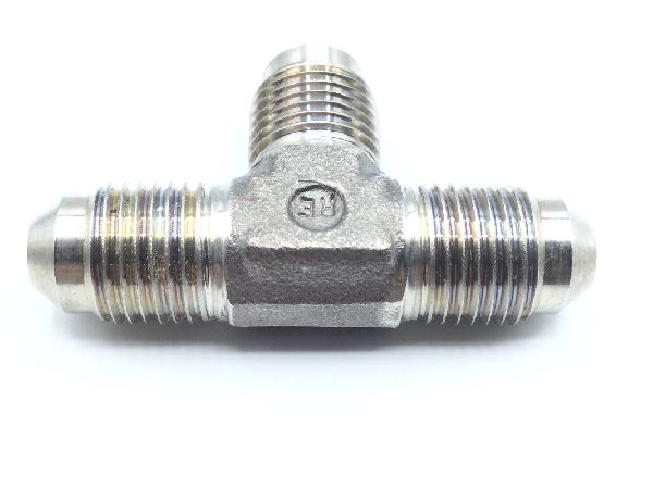AN824-5J Tube Tee