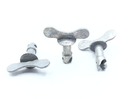 AW3.5T24 Turnlock Fastener Stud (8)