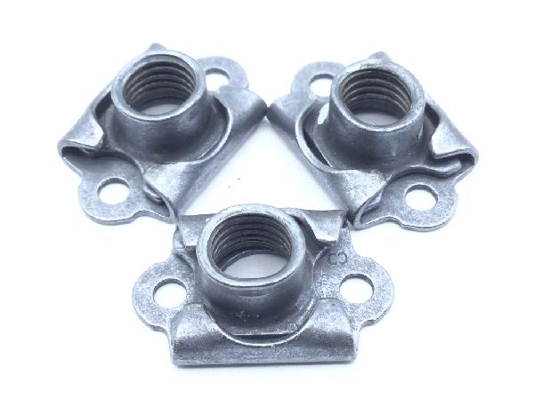 BACN10JN4CD Clip-On Nut
