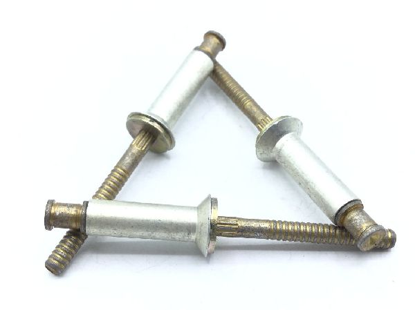 CR3212-6-08 Blind Rivet