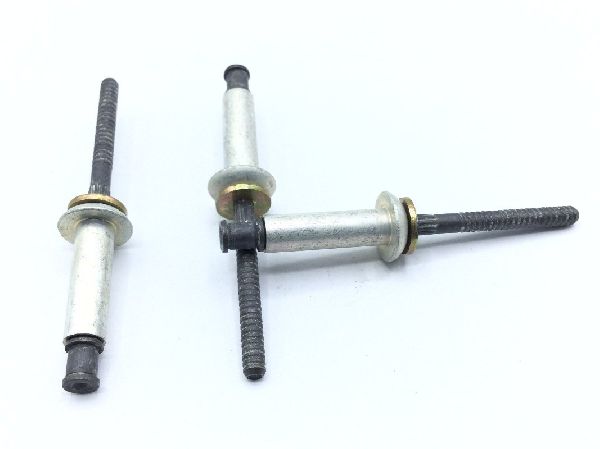 CR3223-6-08 Blind Rivet (2)