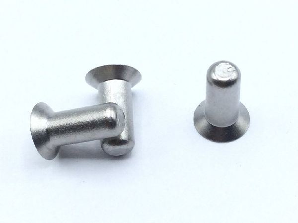 CSR902B-4-5 Solid Rivet (4)