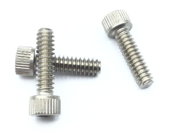 MS16995-18 Socket Head Cap Screw (8)