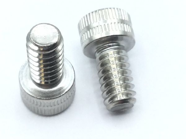 MS16995-35 Socket Head Cap Screw (4)
