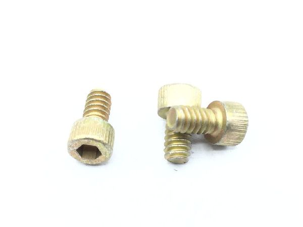 MS16997-18 Socket Head Cap Screw (2)