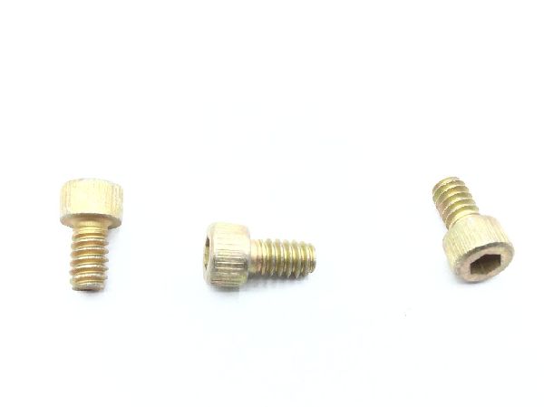 MS16997-18 Socket Head Cap Screw (4)