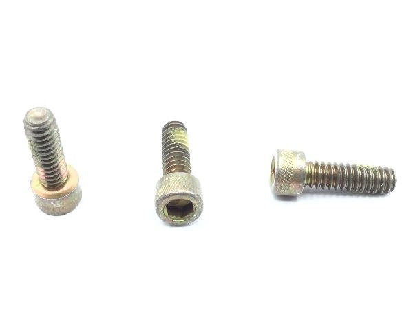 MS16997-45L Socket Head Cap Screw (4)