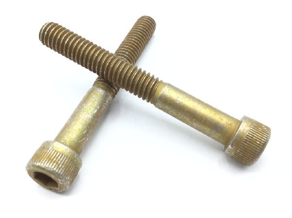 MS16997-86 Socket Head Cap Screw (4)