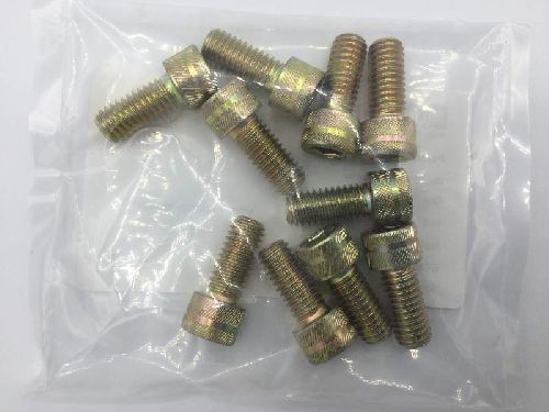 MS16997-98 Socket Head Cap Screw (3)