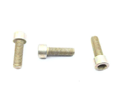 MS16998-28 Socket Head Cap Screw (4)
