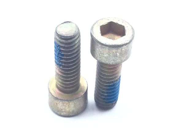 MS21262-28 Socket Head Cap Screw (3)
