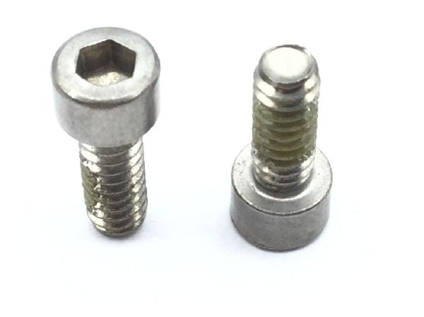 MS21295-14 Socket Head Cap Screw (8)