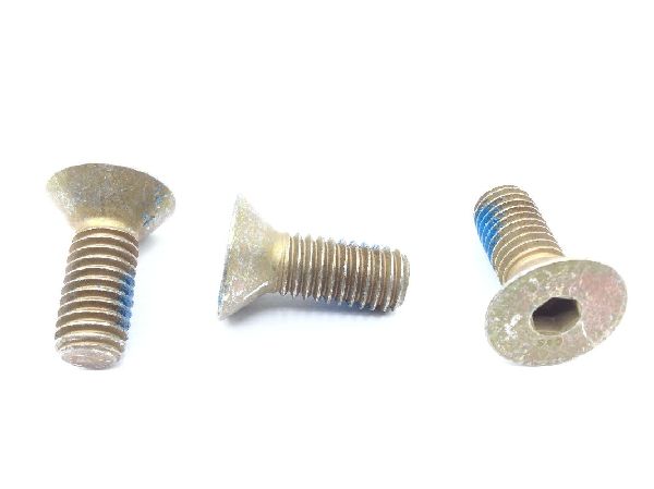 MS24667-52L Machine Screw (4)