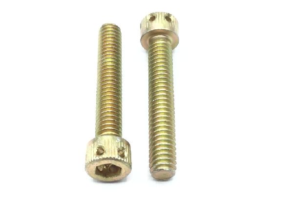 MS24677-19 Socket Head Cap Screw (4)