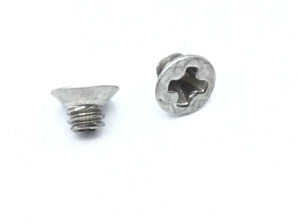 MS24693-C15 Machine Screw (8)