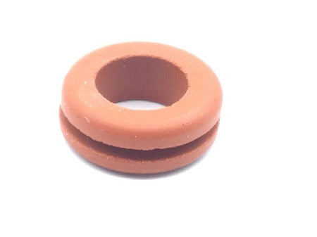 MS35489-141X Grommet (4)