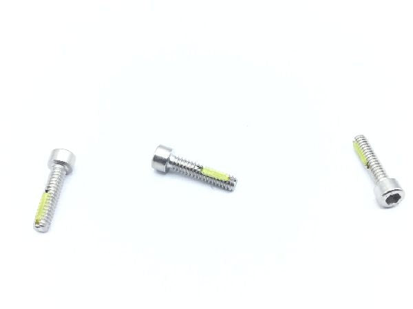 NAS1352C04LL8 Socket Head Cap Screw (3)