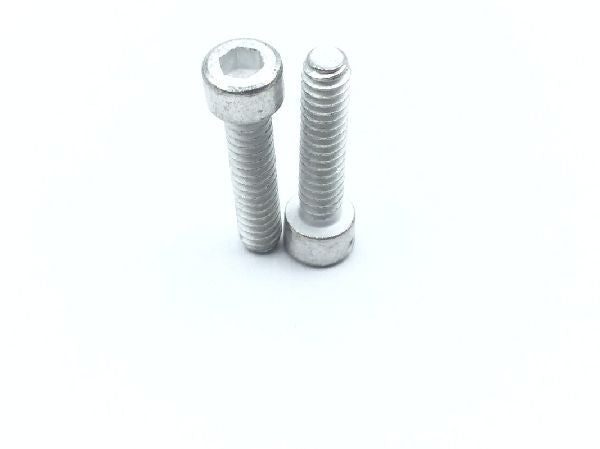 NAS1352C06H10P Socket Head Cap Screw (3)