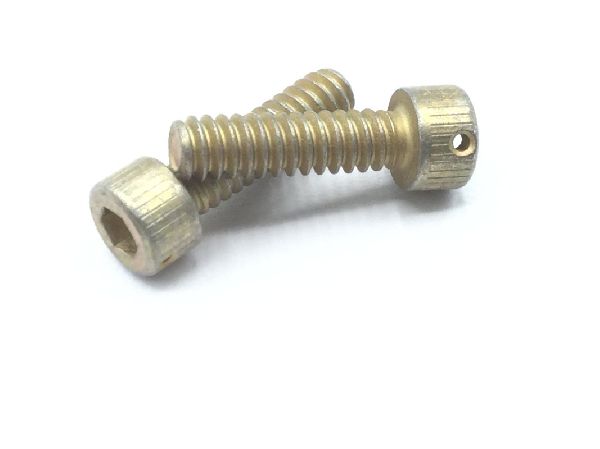 NAS1352C06H8P Socket Head Cap Screw (2)