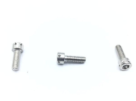 NAS1352C08H8 Socket Head Cap Screw (4)