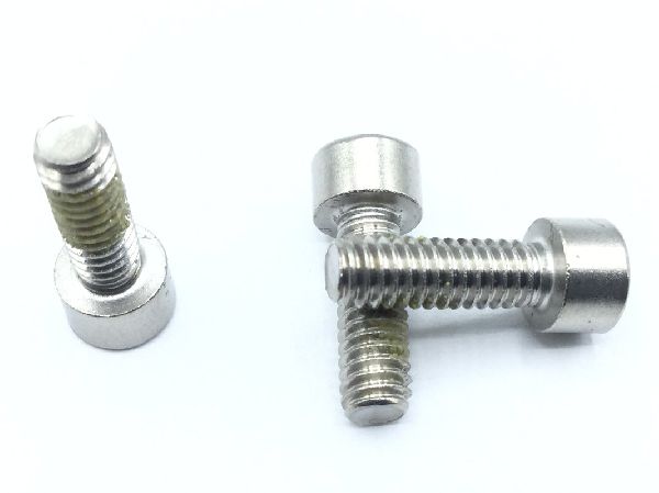 NAS1352C08LE8 Socket Head Cap Screw (2)