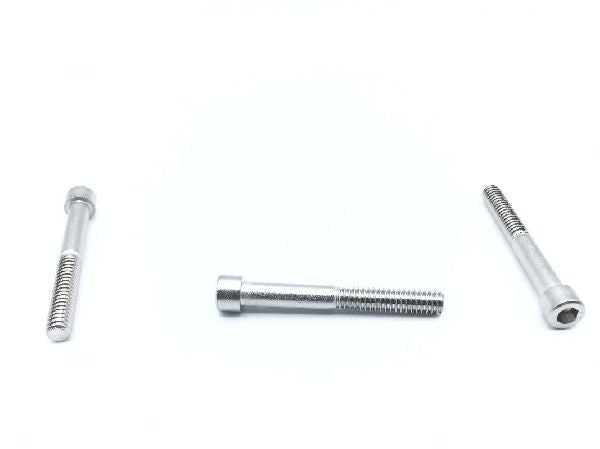 NAS1352C4-32 Socket Head Cap Screw (3)
