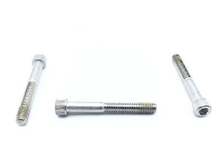 NAS1352C4LE32 Socket Head Cap Screw (3)