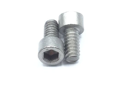 NAS1352N04-4 Socket Head Cap Screw (2)
