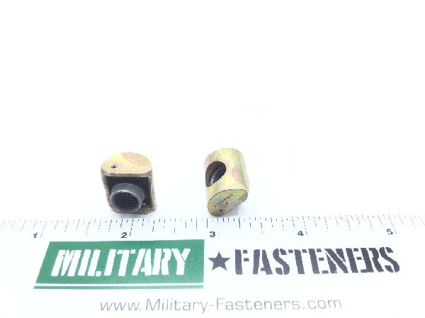 NAS577B5A Self-Locking Barrel Nut (4)