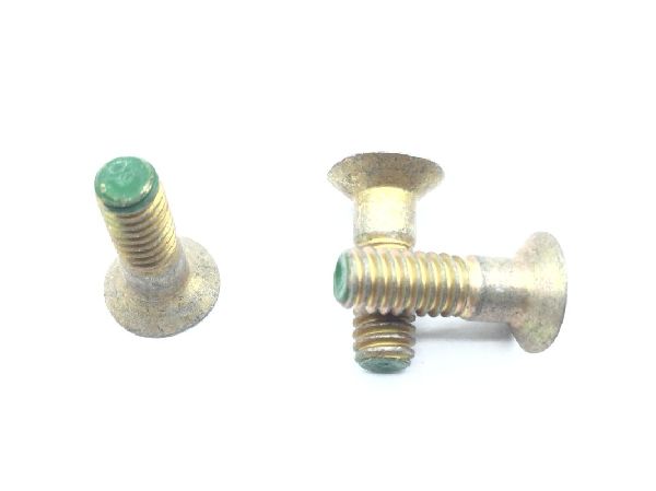 NAS7502-3 Close Tolerance Screw (2)