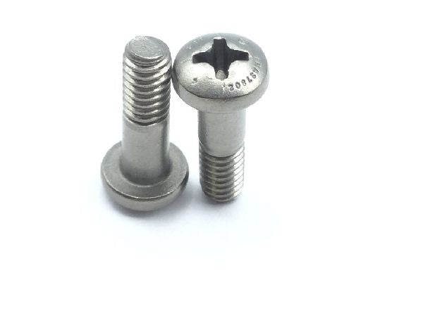 NAS7802U4 Close Tolerance Screw (2)