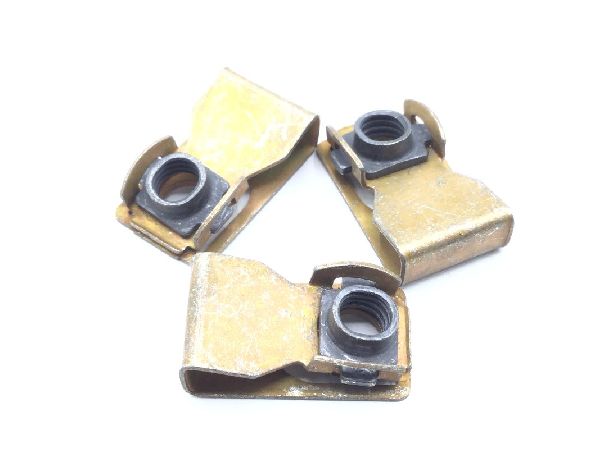 SL213-3-1 Clip-On Nut (6)